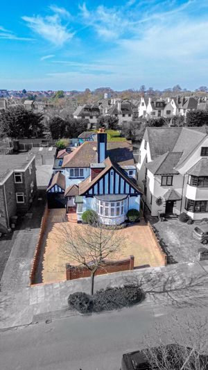 Photo 19- click for photo gallery